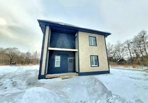Дом 180м², 2-этажный, участок 9 сот.  