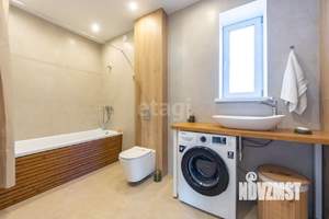 Дом 130м², 2-этажный, участок 10 сот.  