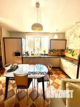 Дом 164м&sup2;, 2-этажный, участок 10 сот.  