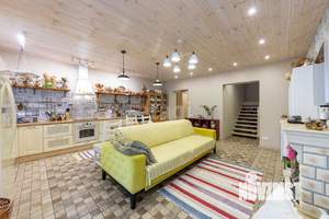 Таунхаус 200м&sup2;, 2-этажный, участок 1 сот.  