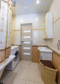 Дом 156м², 3-этажный, участок 10 сот.  