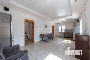 Дом 156м&sup2;, 3-этажный, участок 10 сот.  