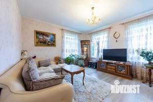 Дом 113м², 2-этажный, участок 18 сот.  