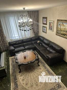 Коттедж 271м&sup2;, 3-этажный, участок 3 сот.  