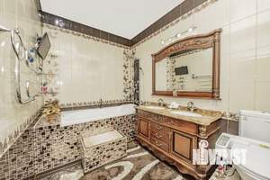 Коттедж 390м², 3-этажный, участок 18 сот.  