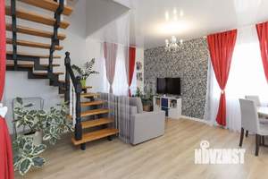 Коттедж 120м², 2-этажный, участок 7 сот.  
