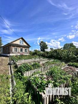 Дом 65м&sup2;, 2-этажный, участок 10 сот.  