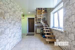 Коттедж 99м&sup2;, 2-этажный, участок 10 сот.  