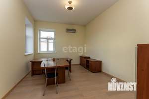 Дом 700м², 2-этажный, участок 25 сот.  