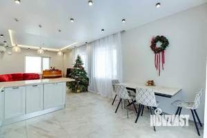 Дом 150м&sup2;, 2-этажный, участок 10 сот.  