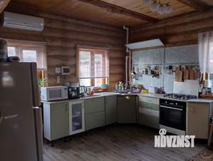 Дом 154м², 2-этажный, участок 10 сот.  
