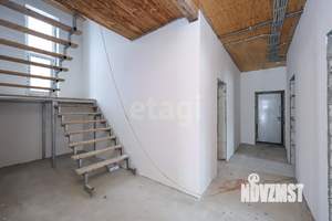 Дом 180м&sup2;, 2-этажный, участок 9 сот.  