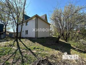 Дом 218м&sup2;, 2-этажный, участок 18 сот.  