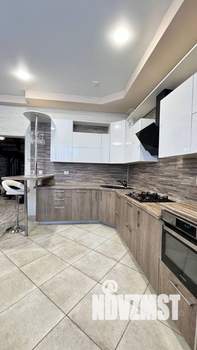 Коттедж 156м&sup2;, 2-этажный, участок 10 сот.  