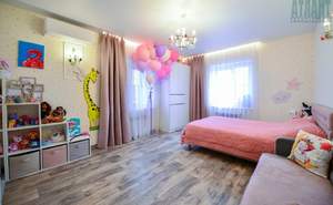 Дом 203м&sup2;, 2-этажный, участок 10 сот.  