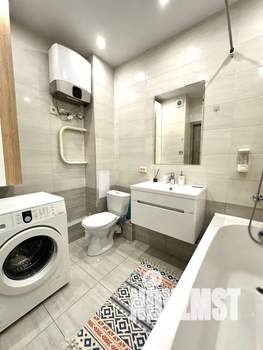 1-к квартира, посуточно, 38м2, 23/25 этаж