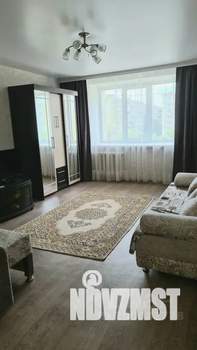 1-к квартира, посуточно, 42м2, 5/10 этаж