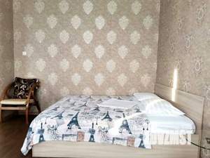 1-к квартира, посуточно, 54м2, 1/1 этаж