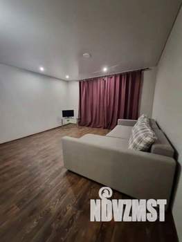 1-к квартира, посуточно, 43м2, 1/1 этаж