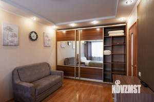 1-к квартира, посуточно, 33м2, 3/9 этаж