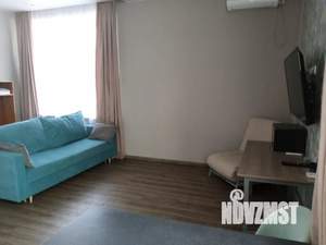 Студия квартира, посуточно, 35м2, 2/2 этаж