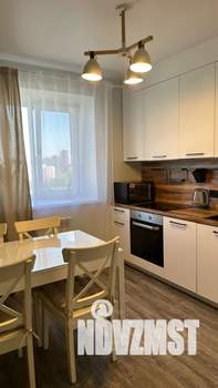 2-к квартира, посуточно, 50м2, 9/9 этаж