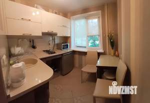 2-к квартира, посуточно, 47м2, 1/5 этаж