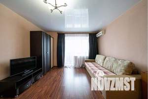 1-к квартира, посуточно, 40м2, 6/10 этаж