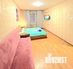 1-к квартира, посуточно, 33м2, 1/1 этаж