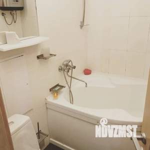 Студия квартира, посуточно, 35м2, 5/9 этаж