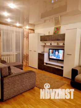 2-к квартира, посуточно, 46м2, 3/5 этаж