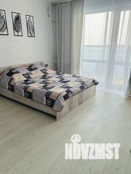 1-к квартира, посуточно, 40м2, 6/22 этаж