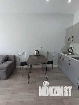 Студия квартира, посуточно, 25м2, 1/9 этаж