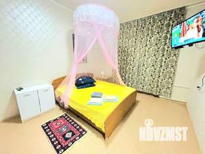 1-к квартира, посуточно, 40м2, 1/4 этаж