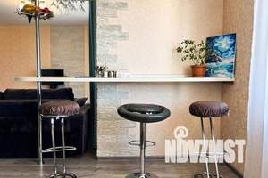 1-к квартира, посуточно, 40м2, 11/17 этаж