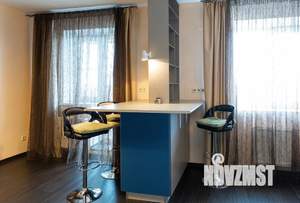 Студия квартира, посуточно, 41м2, 12/25 этаж