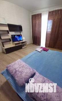 1-к квартира, посуточно, 37м2, 1/1 этаж