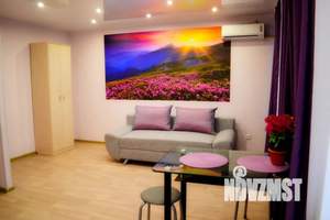 Студия квартира, посуточно, 25м2, 1/5 этаж