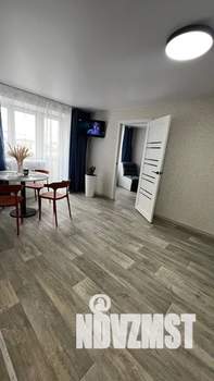 2-к квартира, посуточно, 44м2, 5/5 этаж