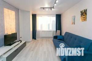 1-к квартира, посуточно, 37м2, 4/9 этаж