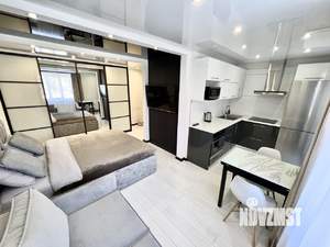 Студия квартира, посуточно, 32м2, 1/5 этаж