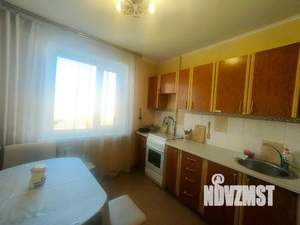 1-к квартира, посуточно, 38м2, 7/10 этаж