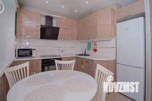 2-к квартира, посуточно, 52м2, 1/1 этаж