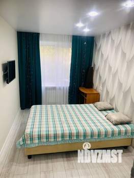 2-к квартира, посуточно, 50м2, 1/1 этаж