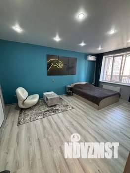 1-к квартира, посуточно, 40м2, 3/25 этаж