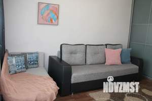 1-к квартира, посуточно, 35м2, 8/10 этаж