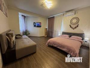 1-к квартира, посуточно, 40м2, 3/20 этаж