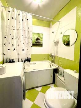 Студия квартира, посуточно, 35м2, 1/5 этаж