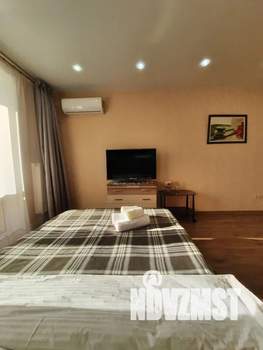 1-к квартира, посуточно, 41м2, 5/25 этаж