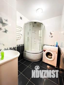 1-к квартира, посуточно, 35м2, 4/10 этаж